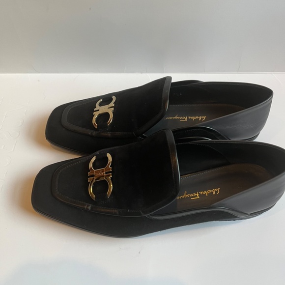 SALVATORE FERRAGAMO Lana Gancini Square Toe Block heel Loafers Black Gray Shoes - Picture 4 of 15